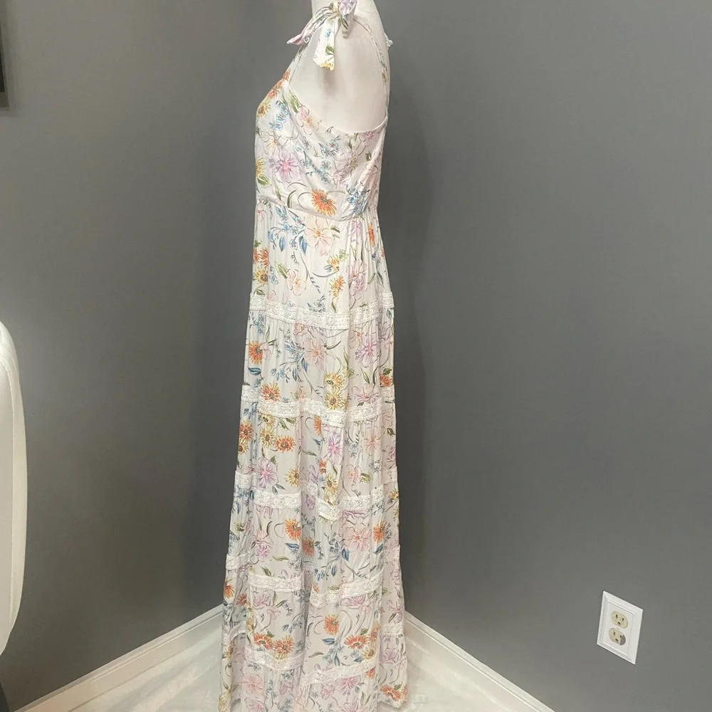 CROWN & IVY Long Maxi Floral Sundress Dress Milkmaid Tiered Lace Smocked XL - Picture 3 of 17